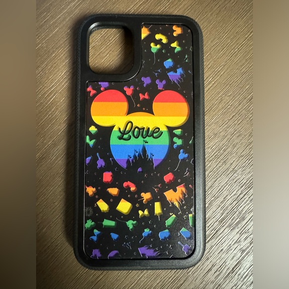 Disney Parks Exclusive iPhone Case - Picture 1 of 5